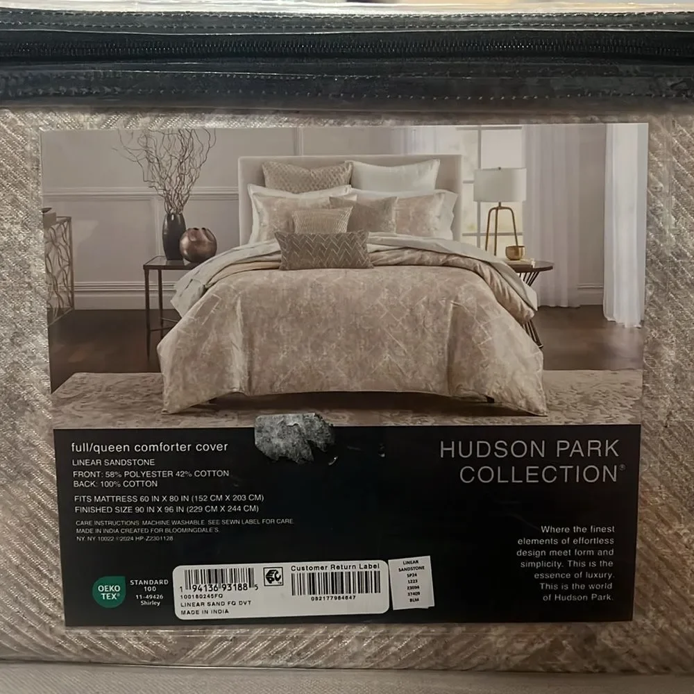 Hudson Park Collection Linear Sandstone Duvet Cover, NWT, Size Full-Queen
